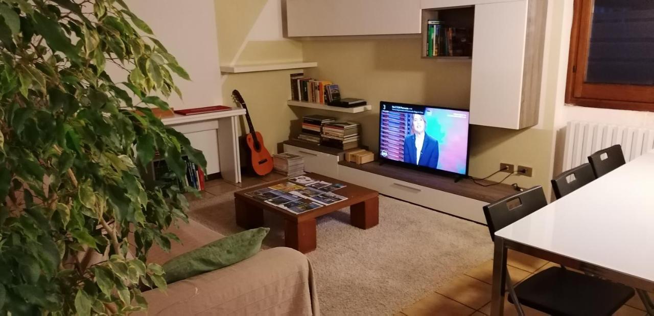 Casa Avezza Apartment Omegna Luaran gambar
