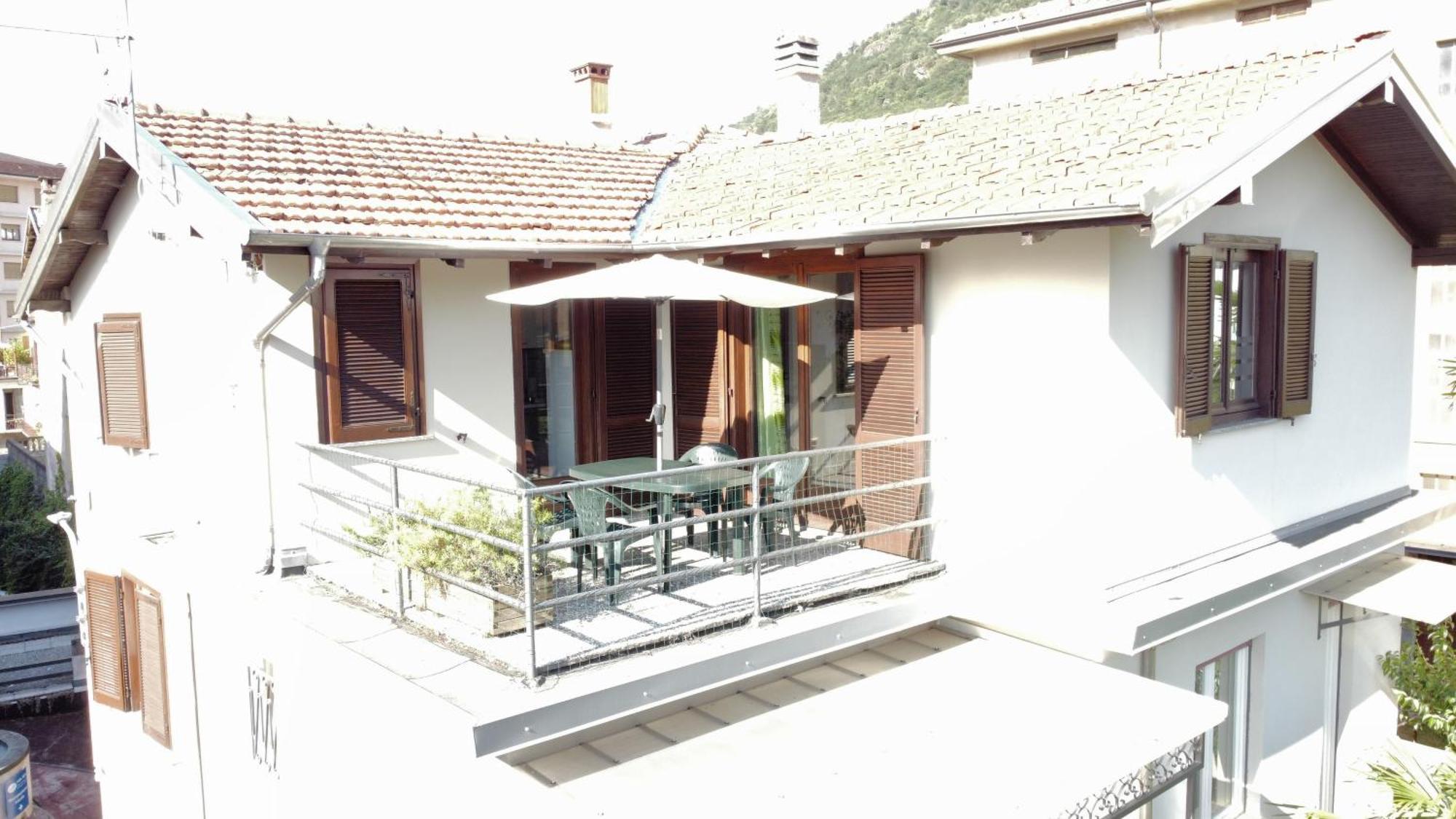 Casa Avezza Apartment Omegna Bilik gambar